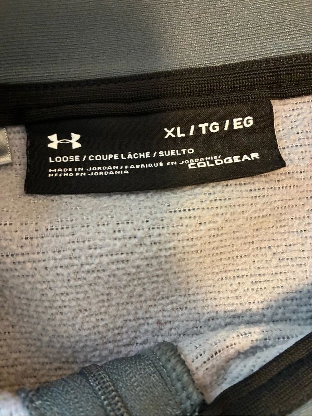 Under Armour Men's Heather Gray Quarter-Zip Performance Pullover